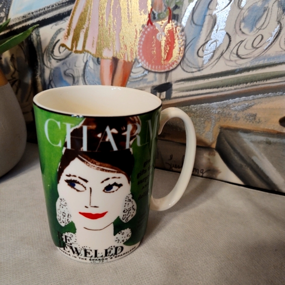 Kate Spade Lenox Green and White Ceramic Dining Mug No Chips Or Cracks..
